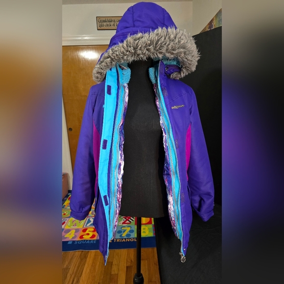 ZeroXposur Girls Size 16 XL Heavyweight Faux Fur Hooded 2 in 1 Jacket / Coat EUC - Picture 8 of 16